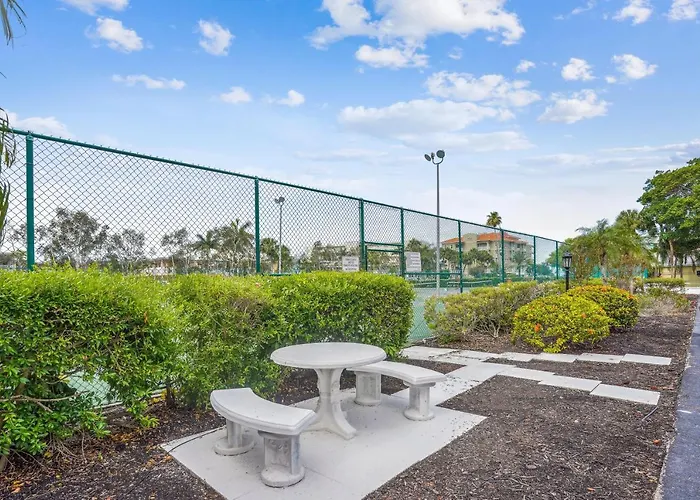 Bayshore Yacht & Tennis 409 - Premier * Clearwater Beach