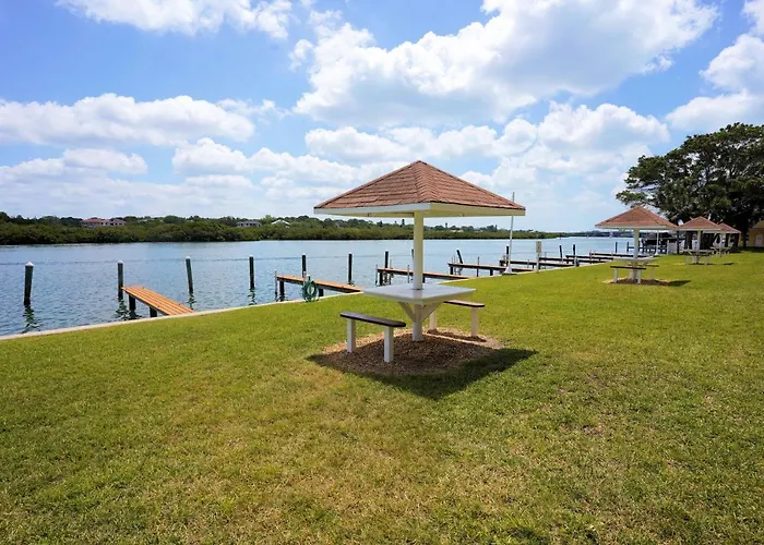 Bayshore Yacht & Tennis 409 - Premier Holiday home Clearwater Beach